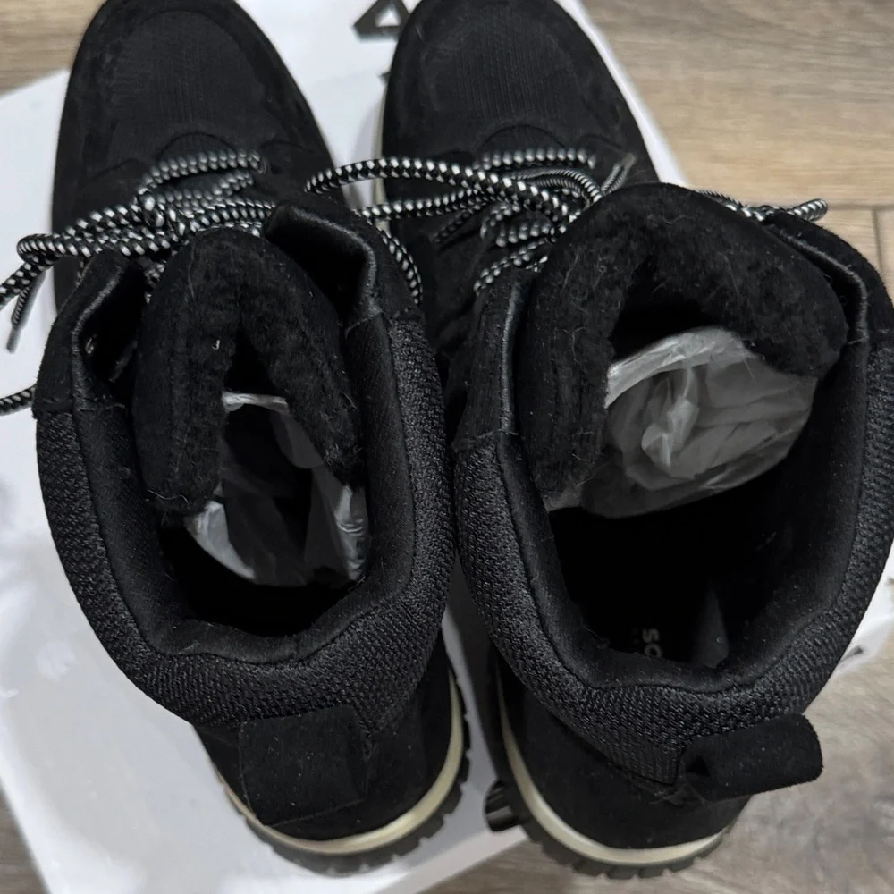 Sonoma stylish black